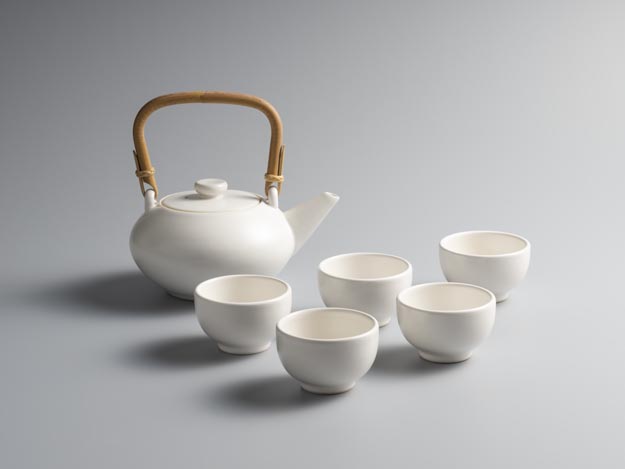 Amazon.co.jp: 阿漕焼 現代作家作 白釉 海鼠釉 褐釉 水指 茶道具