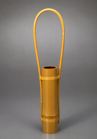 白竹通筒花入 - 国立工芸館