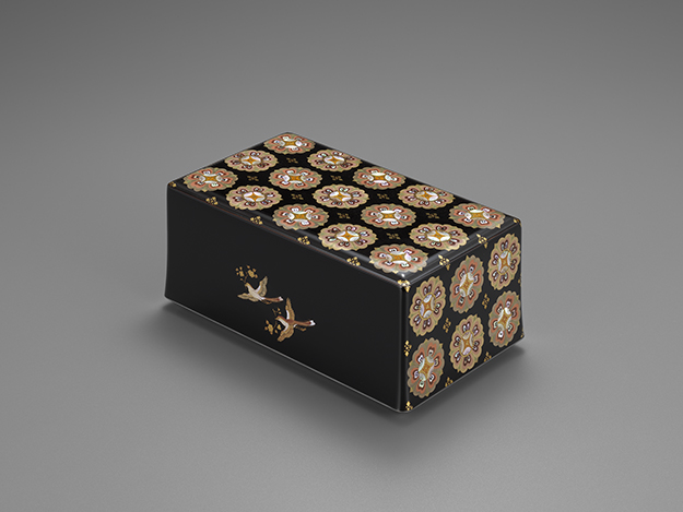 送料無料　時代物　高金蒔絵螺鈿菓子器/喰籠/蓋物　名工作品　秀逸作 送料無料 時代物 高金蒔絵螺鈿菓子器/喰籠/蓋物 名工作品 秀逸