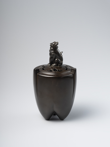 唐銅獅子鈕香炉 - 国立工芸館