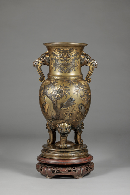 花鳥文様象耳付大花瓶 - 国立工芸館