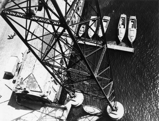 アンリ、 フローランス 東京国立近代美術館