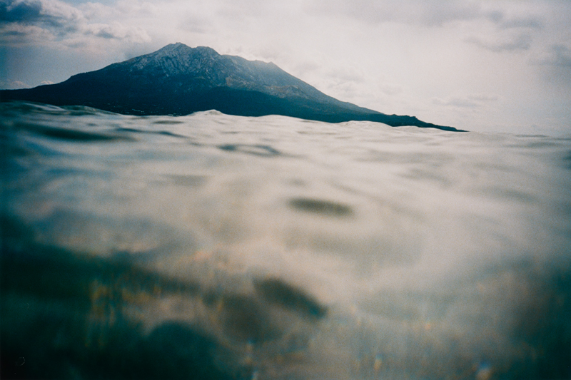 アート・デザイン・音楽 Half Awake and Half Asleep in the Water Ph1470_0001.jpg